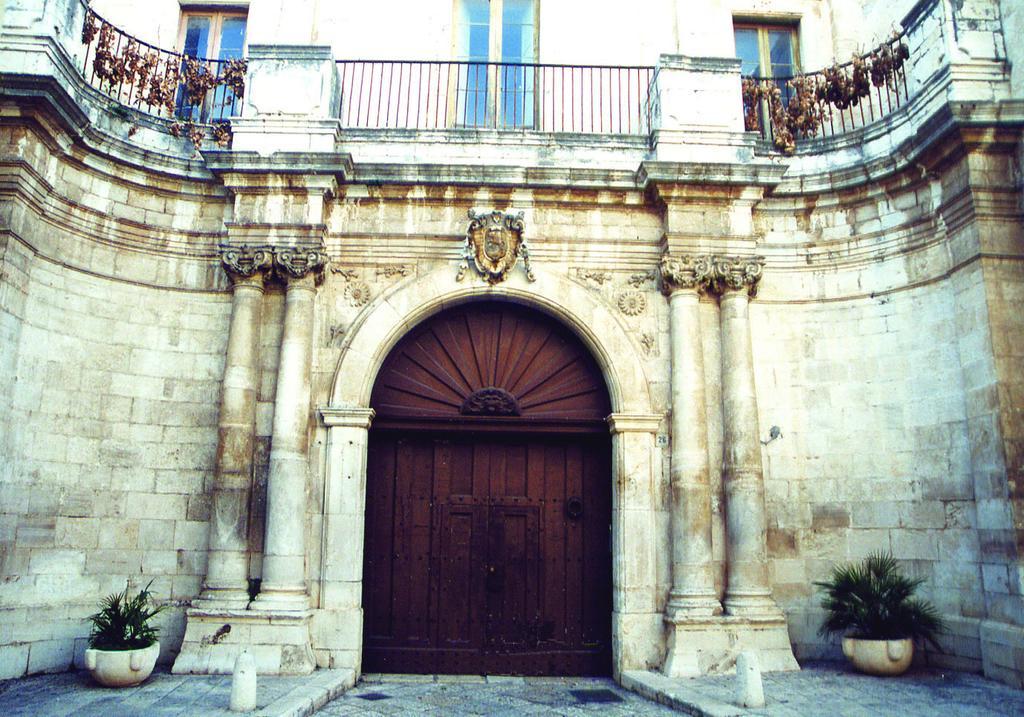 Hotel Palazzo Moccia à Rutigliano Extérieur photo
